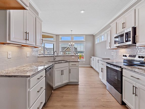 2nd image of 431 Bandon Dunes Ct #12-204