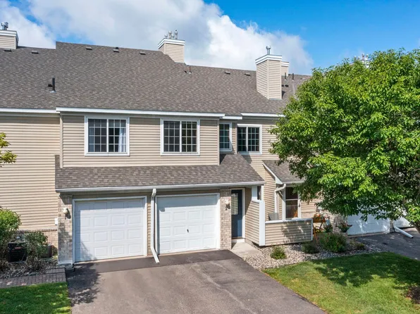 2225 Ranchview Ln N Unit 2, Plymouth, MN 55447