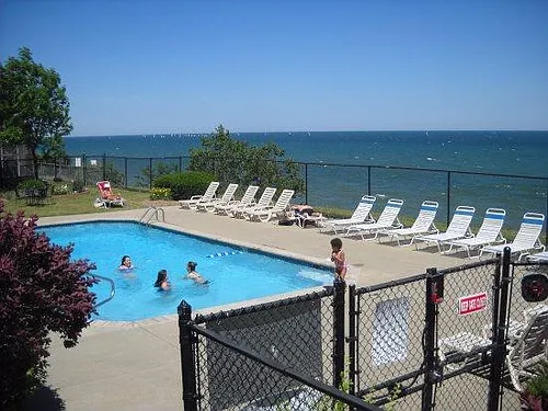 11850 Edgewater Dr Photo 1