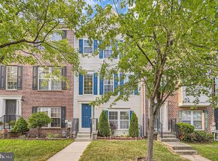 18 Hallsdale Ct, Rosedale, MD 21237