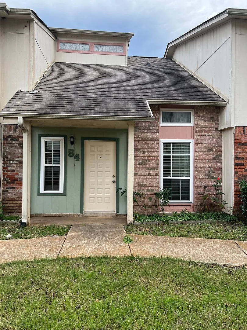 Bossier Townhome Available! — Photo 1