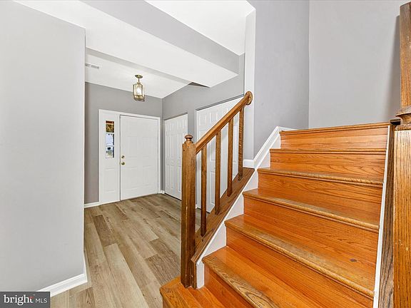 2nd image of 4603 Governor Kent Ct