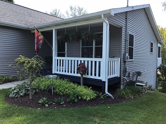 3rd image of 2240 Luwanna Dr