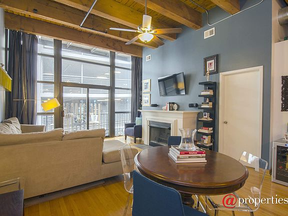 Kitchen/Living