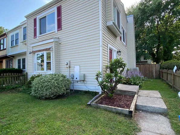 19748 Wootton Ave, Poolesville, MD 20837