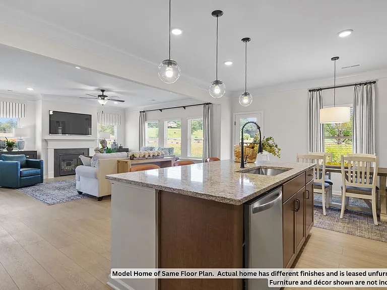 11053 Valmont Way — Photo 4