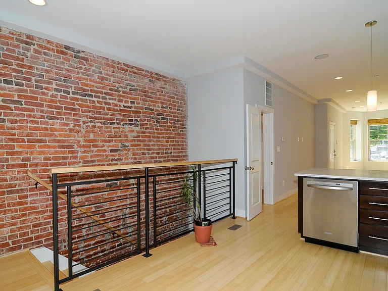 1211 Harvard St NW #1 — Photo 6