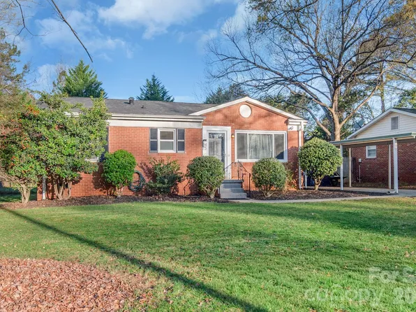 2400 Markham Ct, Charlotte, NC 28205