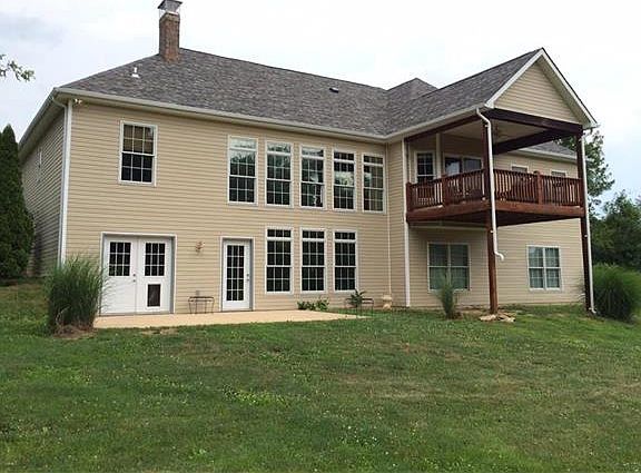 3rd image of 348 Shadowbrook Dr