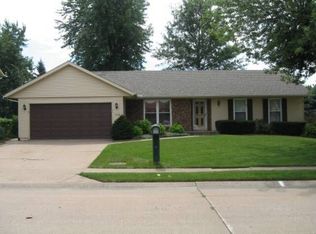 1039 W 58th St, Davenport, IA 52806