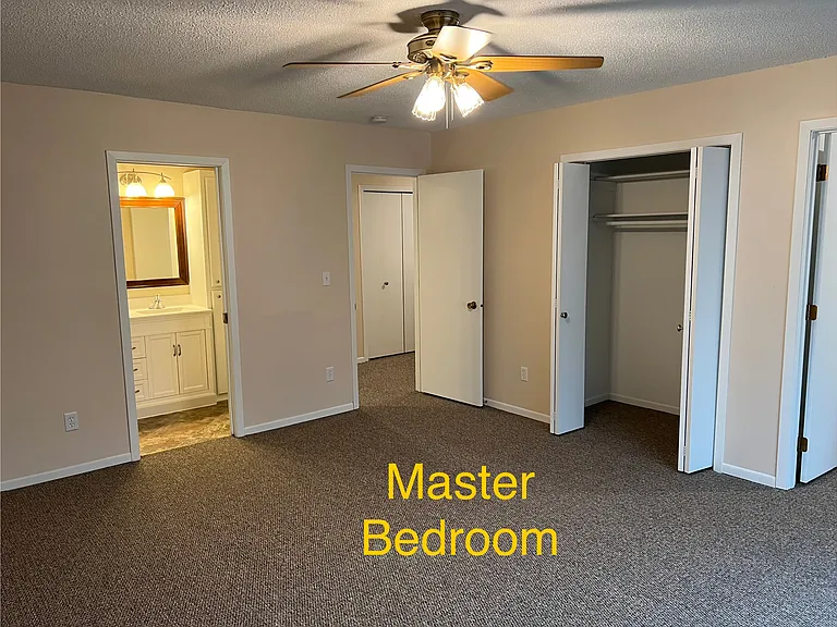 4110 Cj Cir SE — Photo 9