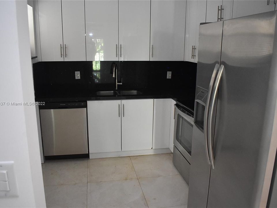 1st image of 1777 Michigan Ave APT 202