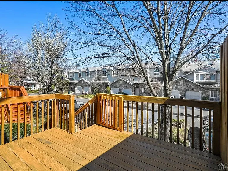 12 Donamar Ln — Photo 15