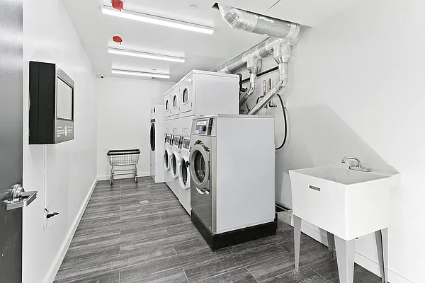 Rented by Zjama Realty Corp | media 12