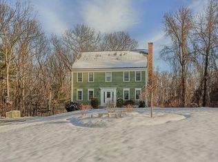 4 Hillside Dr, Townsend, MA 01469