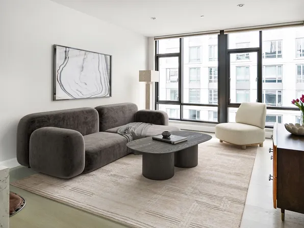 40 Traveler St APT 706, Boston, MA 02118