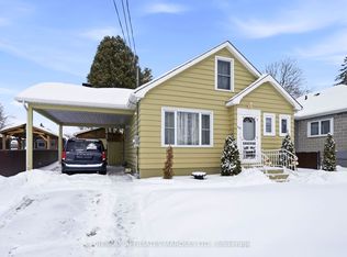 543 5th St E, Cornwall, ON K6H 2M6