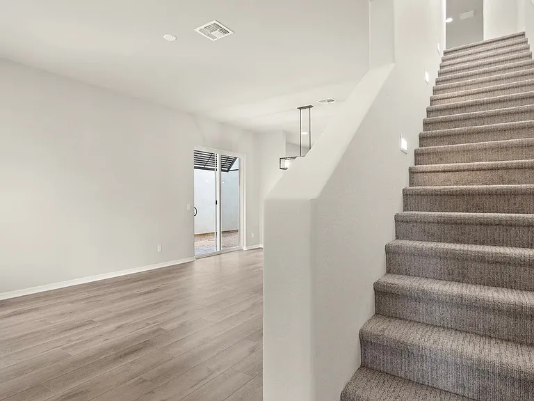 25513 N 21st Ave — Photo 16