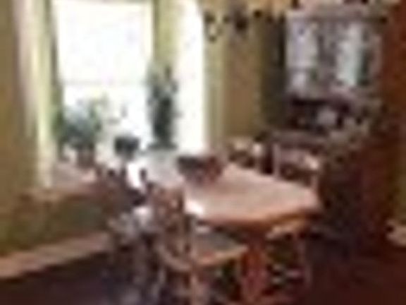 3rd image of 1301 NE Spriggs Ct