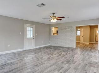 4572 Zenith Ave N, Robbinsdale, MN 55422