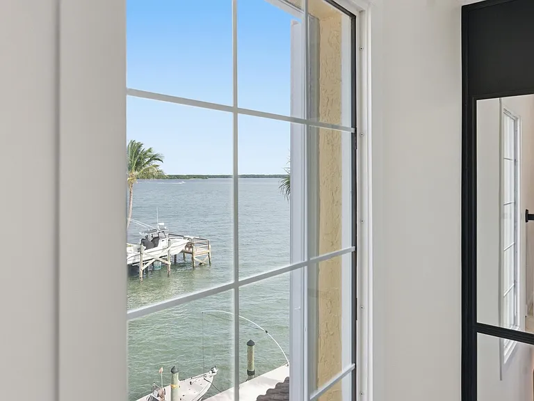 1155 Lake Shore Dr #202 — Photo 31