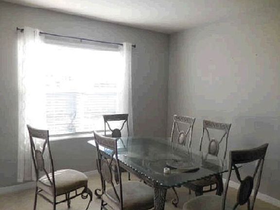 Formal Dining
