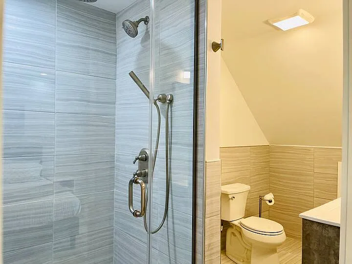 342 Lamont Pl — Photo 13