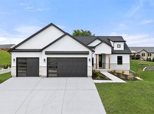 1513 Timber Wolf Dr, Festus, MO 63028