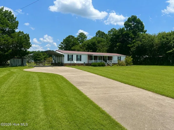 70 Rough Horn Road, Evergreen, NC 28438