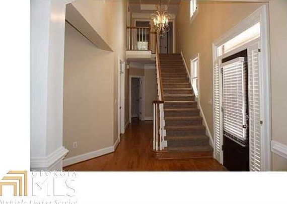 5th image of 2410 Stedman Ln SW