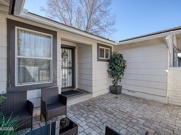 4th image of 4220 Bismarck Dr