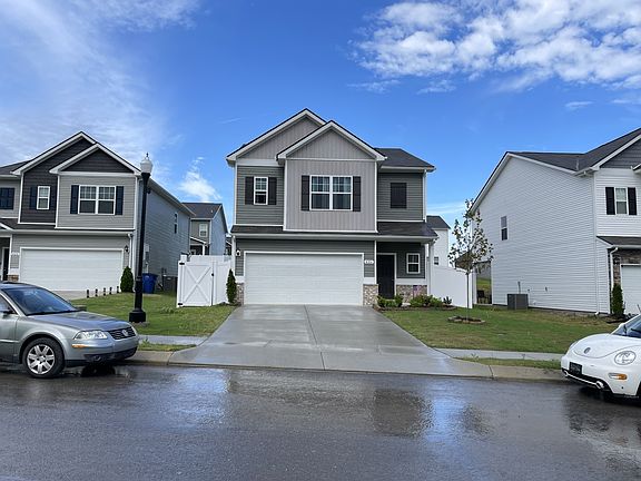 3rd image of 426 Tines Dr