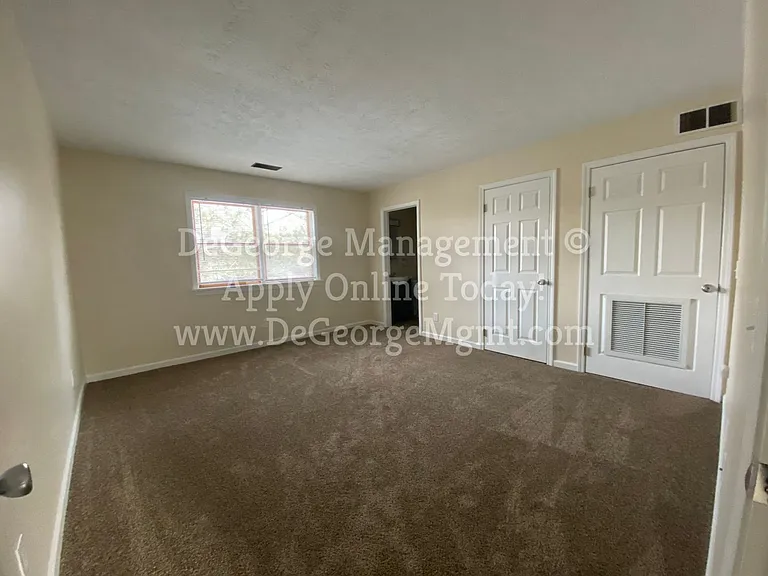 Burdick Estates Apartments — Photo 47