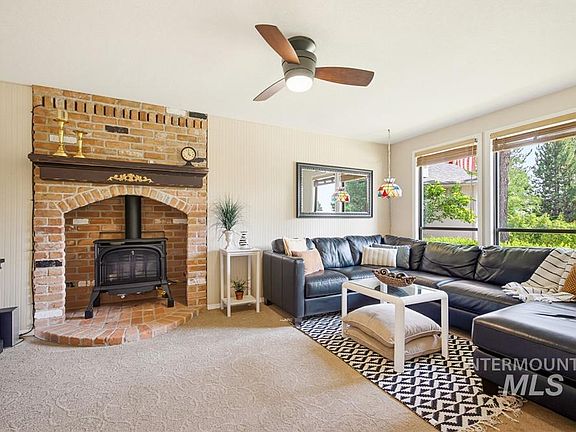 2nd image of 3108 N 24th Way