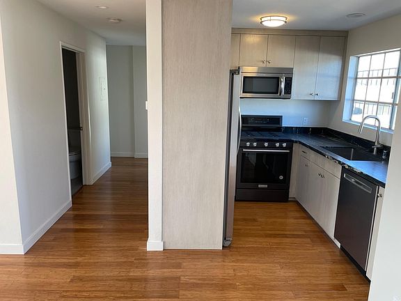 2nd image of 813 E Nutwood St APT 8