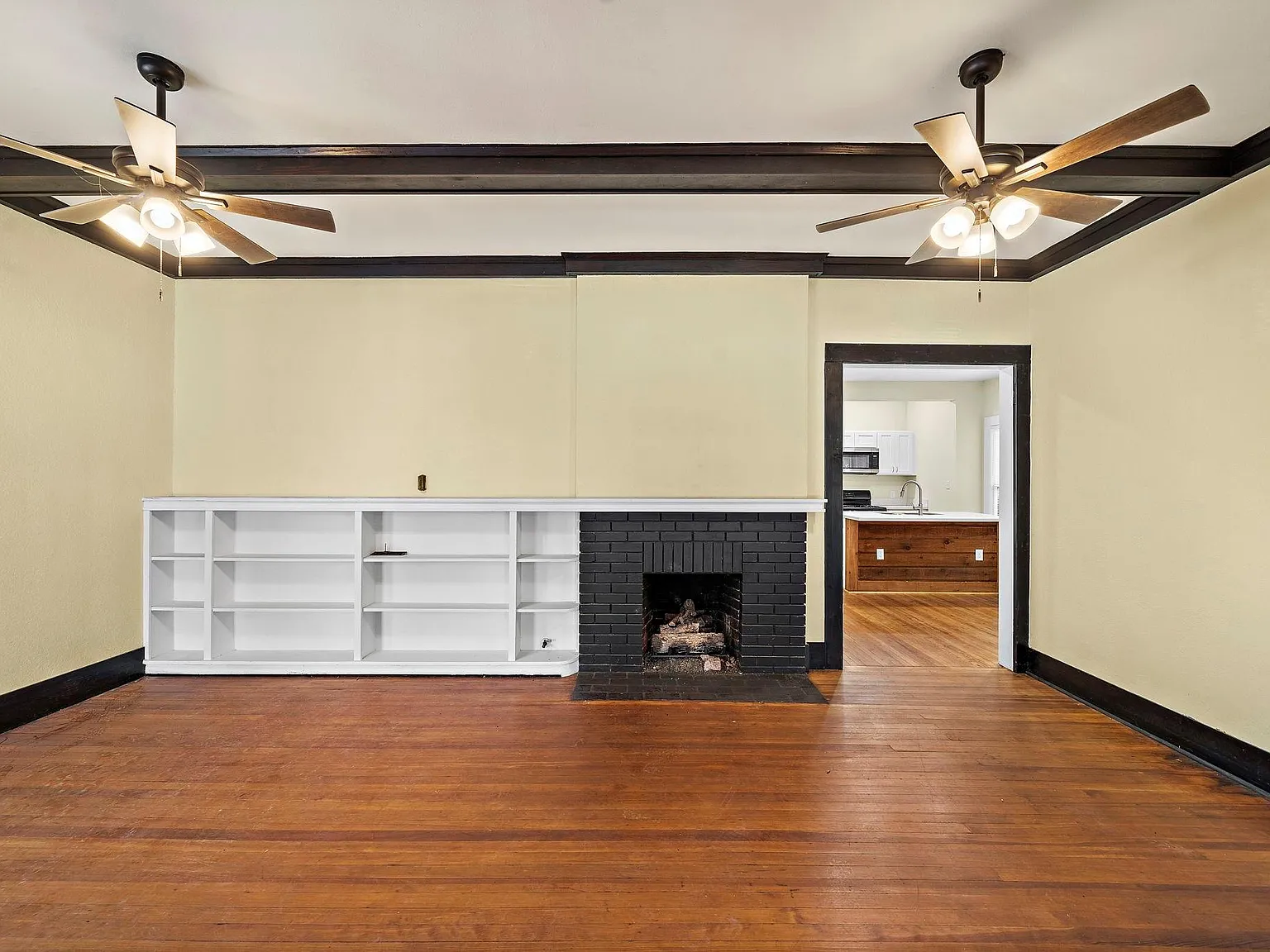 1 bed, 1.0 bath, 680 sqft, $1,550 — Photo 3