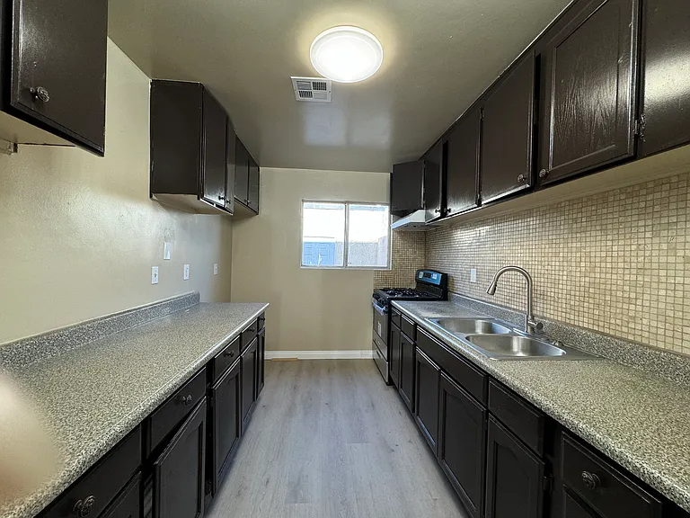25180 5th St #213 — Photo 3