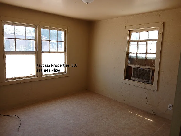 1121 N Mesquite St — Photo 6