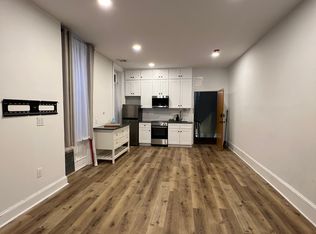 267 S 9th St #2R, Philadelphia, PA 19107