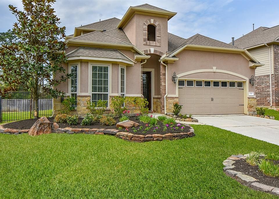 1st image of 3 Quillwood Pl