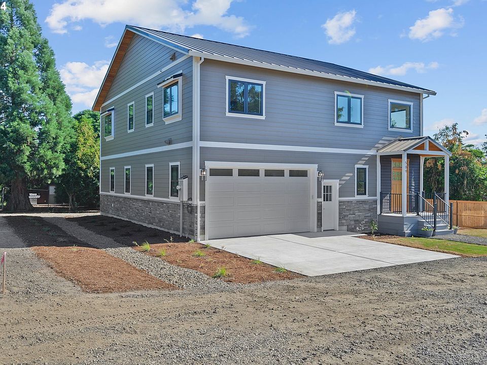 509 E Market St, Carlton, OR 97111 | Zillow