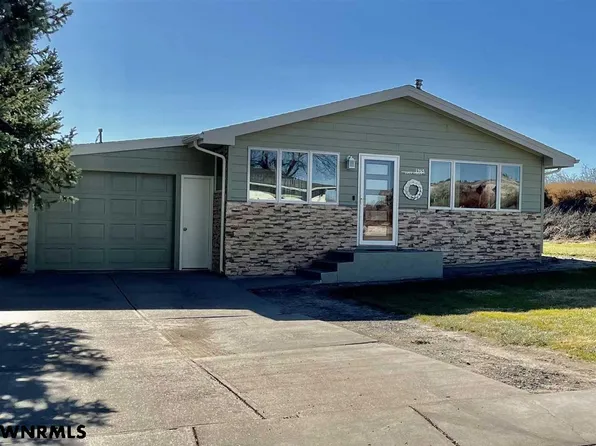 1965 Aspen St, Gering, NE 69341