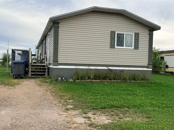 222 Willow Park GREEN, Estevan, SK S4A 2R7