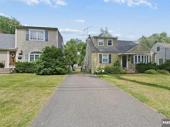 747 Brookside Rd, Rahway, NJ 07065