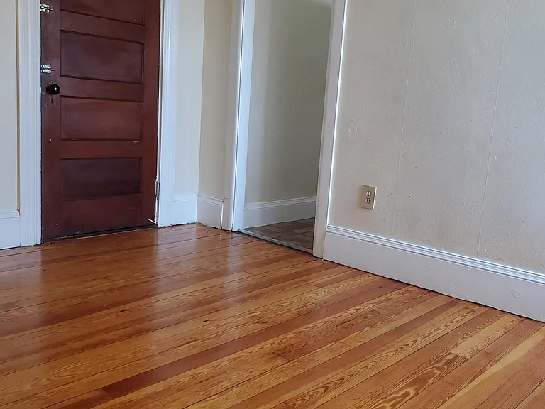 3 Doane Ave #3 — Photo 6