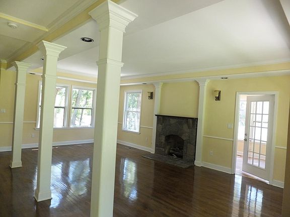 4th image of 514 Forest Hills Blvd