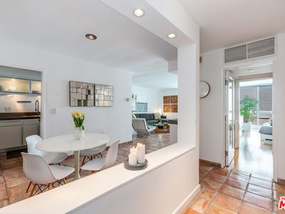1010 N Kings Rd APT 308, West Hollywood, CA, 90069