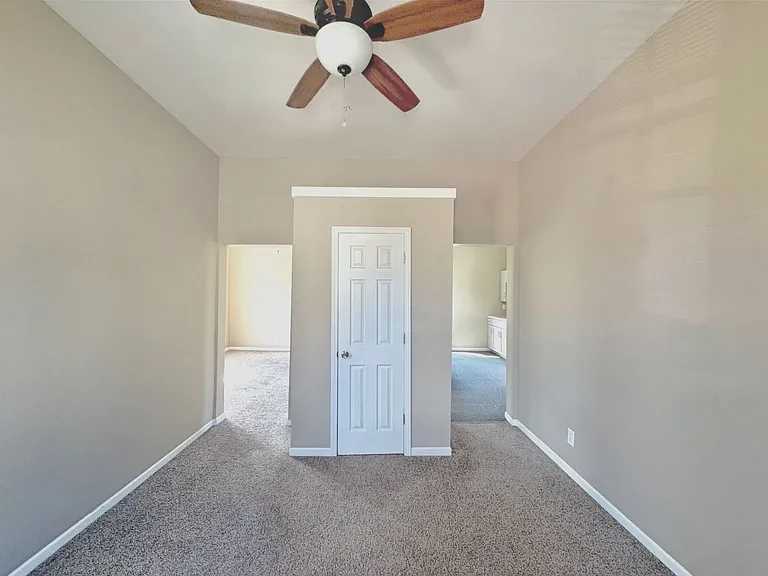 315 Jefferson St — Photo 9