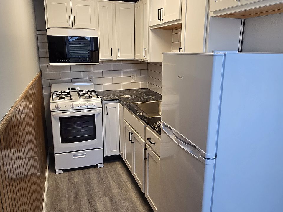 1214 Spring St Syracuse NY Zillow