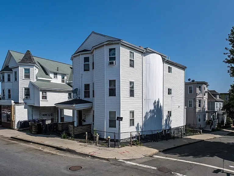 441 Ferry St #1 — Photo 8